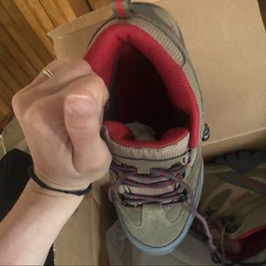 NIB Bearpaw hiking boots womens size 9